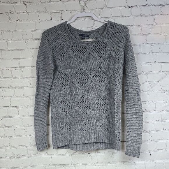American Eagle XS 0/2 Chunky Grey Wool Blend Cable Knit Sweater Diamond Pattern - Picture 2 of 10